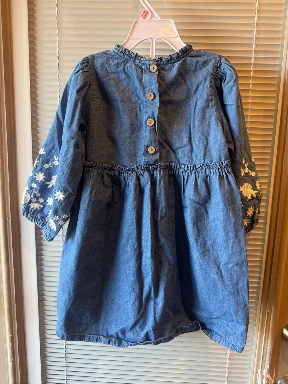 Mud Pie Girls Chambray Embroidered Dress 5T Blue Long Sleeve Floral Sleeve